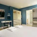 Cozy In Amazing Location!