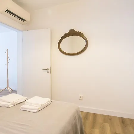 Apartment Cozy In Amazing Location! Lisbon