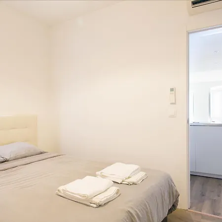 Cozy In Amazing Location! Apartman Lisboa